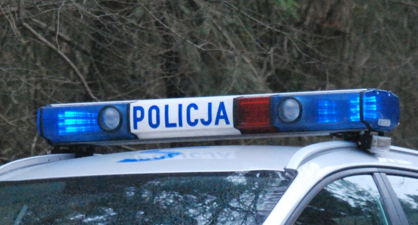 W Starachowicach uszkodził karoserię pojazdu. Kto to zrobił?