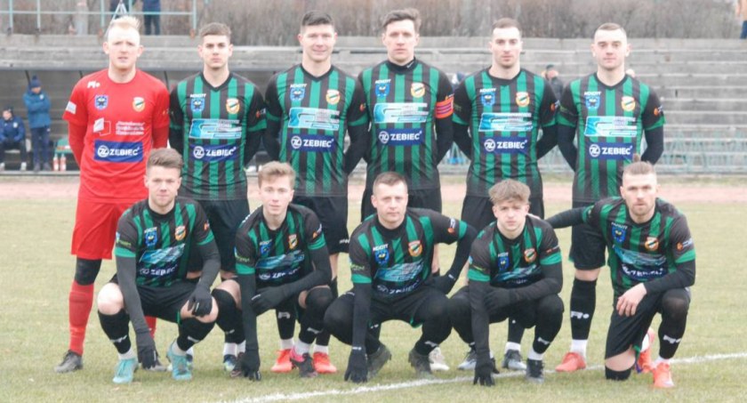 Ważna informacja dla kibiców Staru Starachowice. Mecz z Neptunem Końskie odwołany