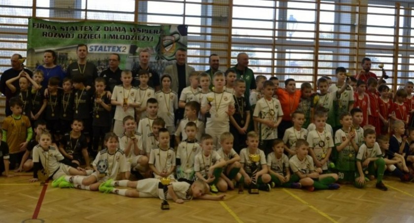 Halowy turniej o puchar firmy Staltex 2 przeszedł do historii. Kto sięgnął po główne trofeum?