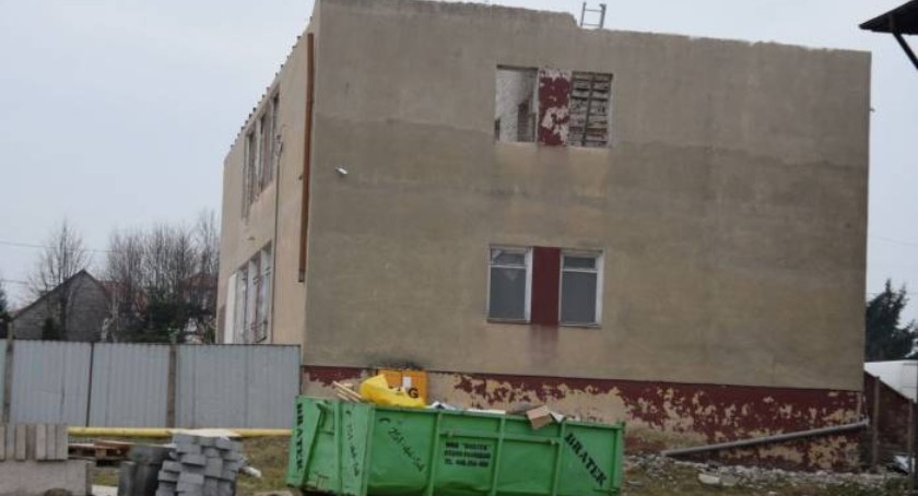 W Starachowicach brakuje a w gm. Mirzec się buduje