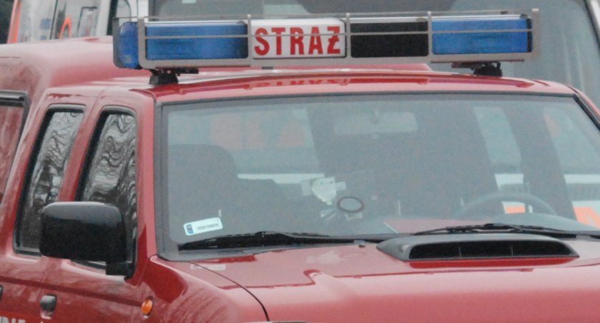Dwa otwarcia mieszkania w Starachowicach. Konieczna była interwencja strażaków