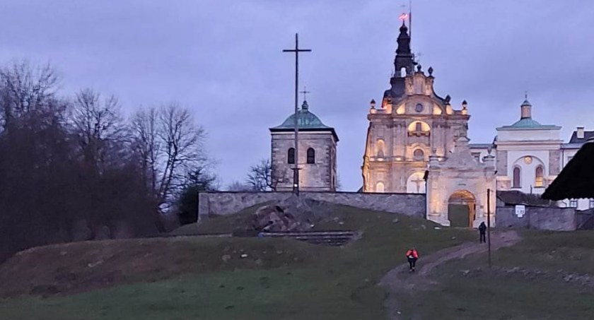 Starachowice - Święty Krzyż. Ekstremalna Droga Krzyżowa dziewiąty raz