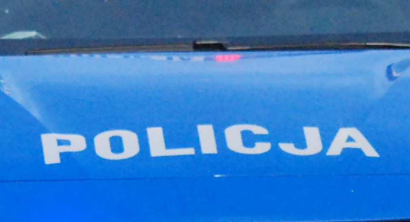 Wieczorny patrol nieoznakowanym radiowozem. Kogo policjanci ukarali mandatami?
