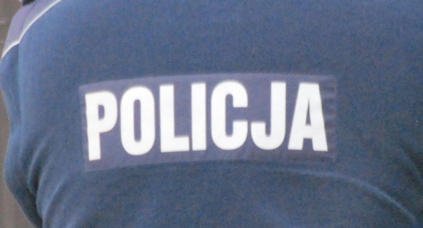 Mieszkaniec powiatu starachowickiego oszukany. Na zamówiony towar przyjdzie mu jeszcze poczekać