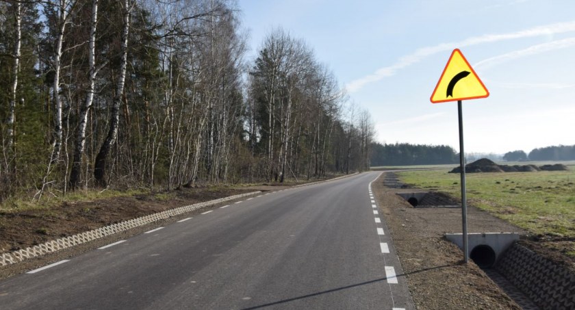 Gm. Mirzec. Droga gminna gotowa