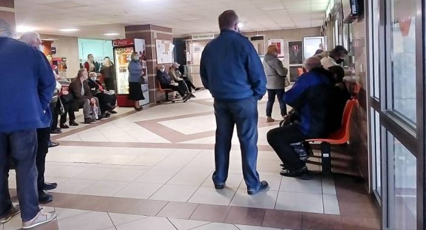 W Starachowicach rehabilitacja za rok, a neurolog w sierpniu