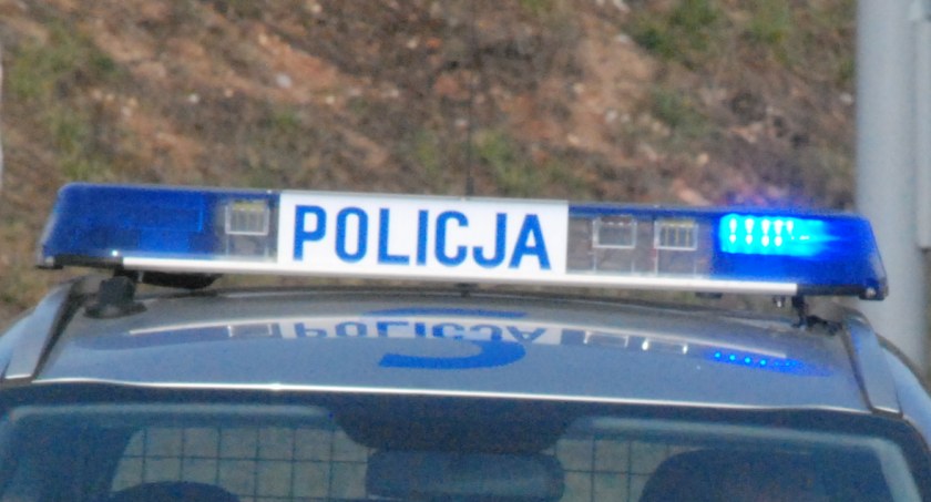 Kobieta z powiatu starachowickiego zuchwale oszukana. W jaki link kliknęła?