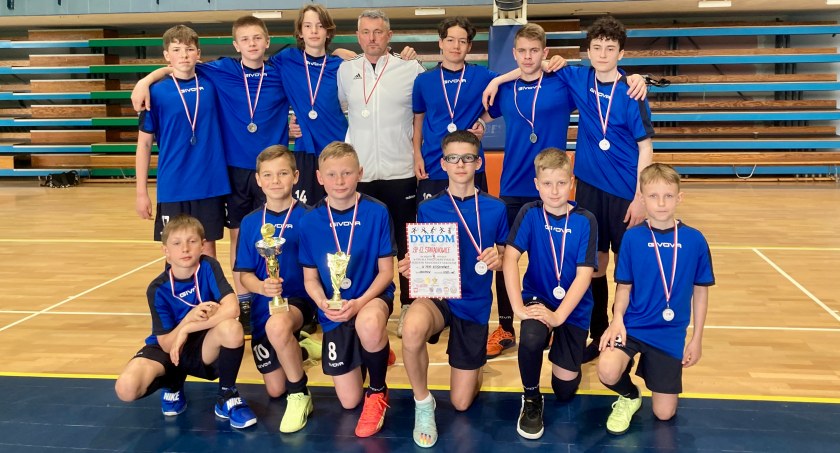 Nasza szkoła na podium mistrzostw województwa. SP nr 12 Starachowice z wicemistrzowskim tytułem 
