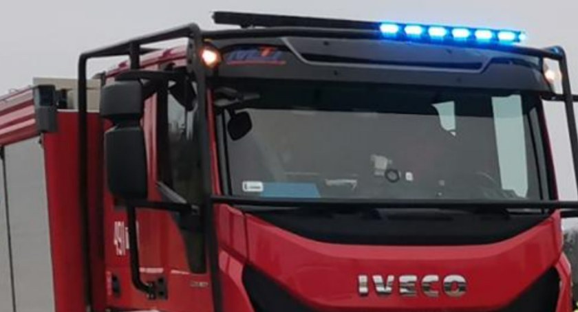 PILNE: wypadek na trasie Starachowice – Tychów Stary. Wśród podróżujących dzieci