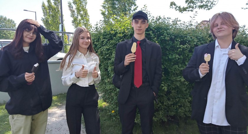  Egzaminy klas ósmych na finiszu. Jak poszły j. polski i matematyka w Starachowicach?