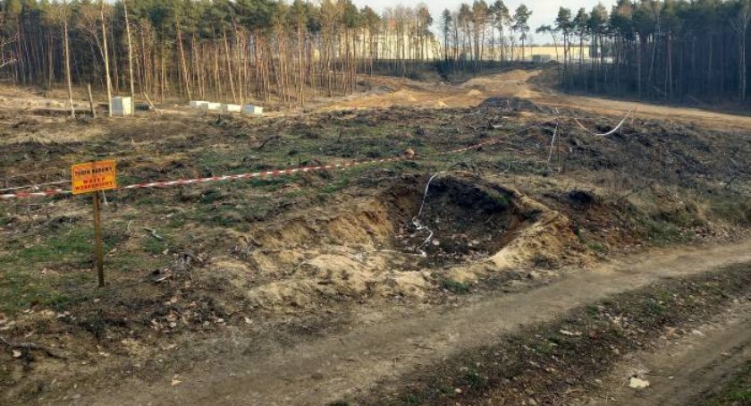 „Możemy mieć do czynienia z masowym grobem więźniów hitlerowskiego obozu na Orłowie”. Zmiana w planach budowy