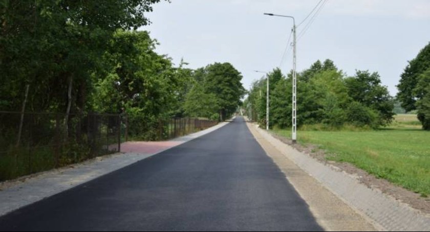Nowy dojazd do drogi wojewódzkiej w gm. Mirzec