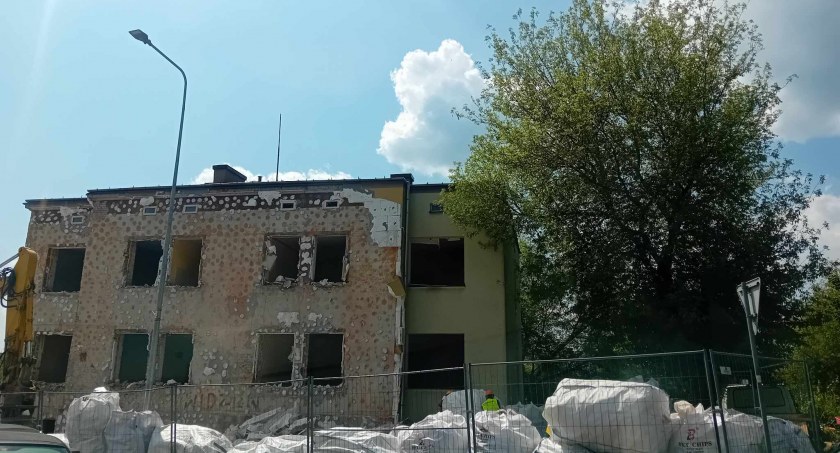 Budowa wiaduktu w Starachowicach a wycinka drzew (zdjęcia)