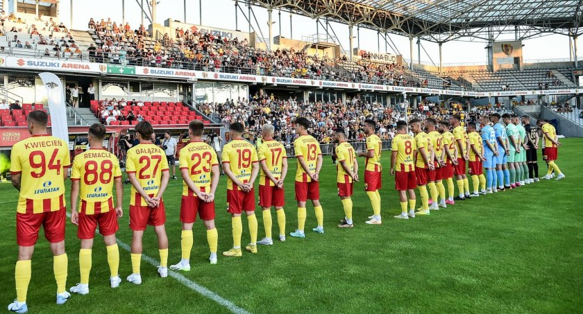Korona Kielce rusza do ligowego boju. Z jakimi numerami zagrają podopieczni Kamila Kuzery?