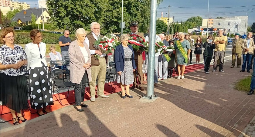 Chwała Antoniemu Hedzie i jego żołnierzom