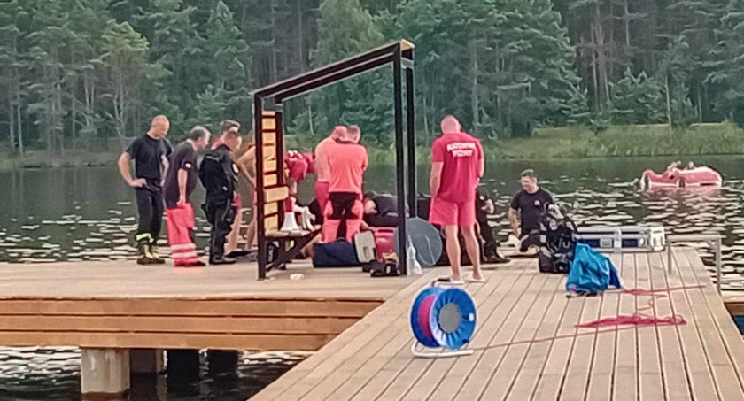 Lubianka. Mężczyzna wskoczył do wody i nie wypłynął. Trwają poszukiwania