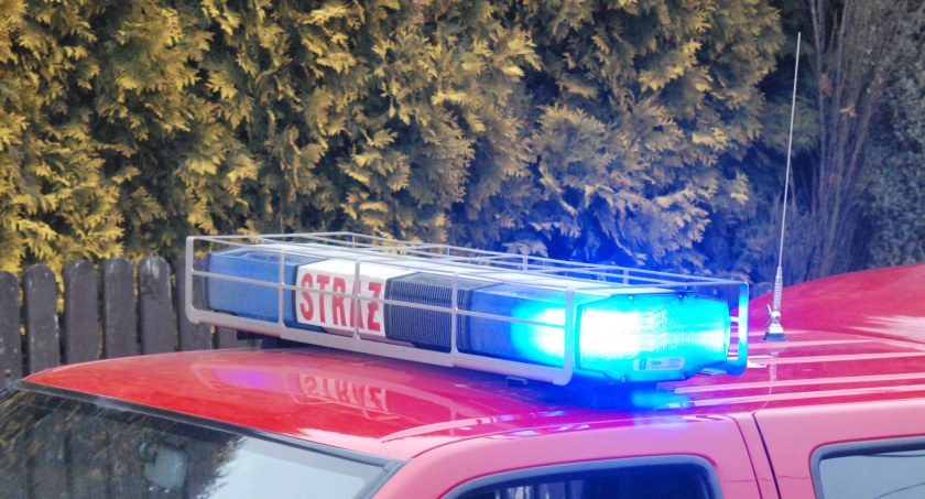 Straciła przytomność na ławce? Akcja ratowników z KP PSP Starachowice