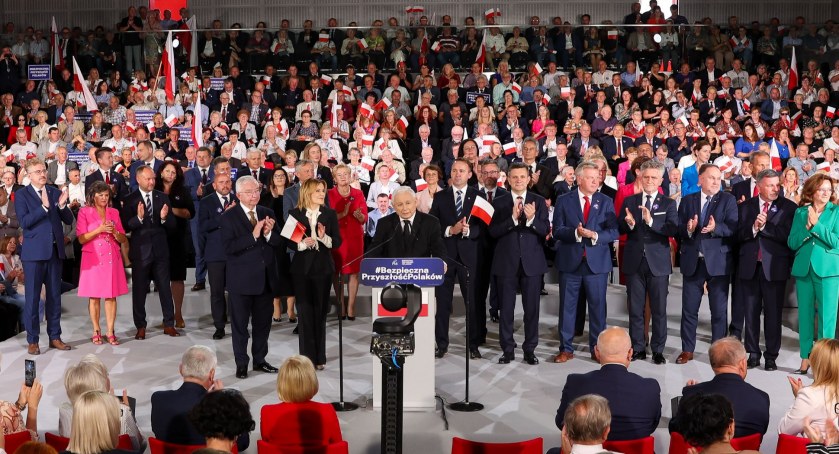 PiS zaprezentowało świętokrzyskich kandydatów do Sejmu i Senatu
