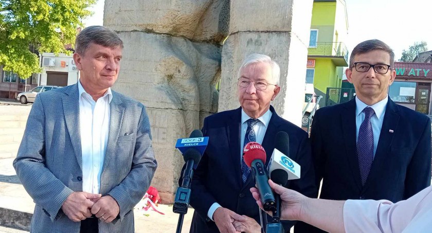 Pamięć o bohaterach Starachowic musi trwać