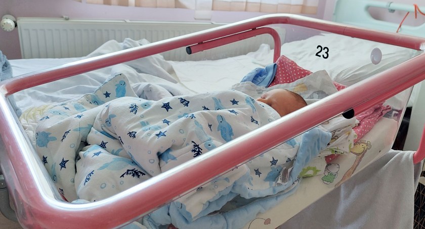 Maluchy na brzuchy w starachowickim szpitali zasłużyły na złoto!