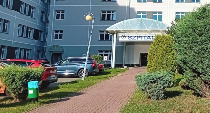 Ciężarna kobieta w szpitalu po zdarzeniu drogowym w Lubieni