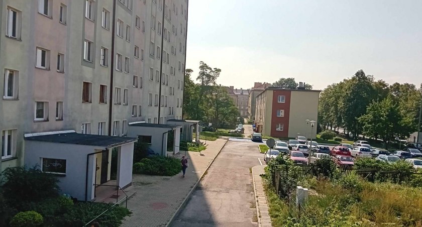 Ciężko żyć w wieżowcu z awaryjną windą