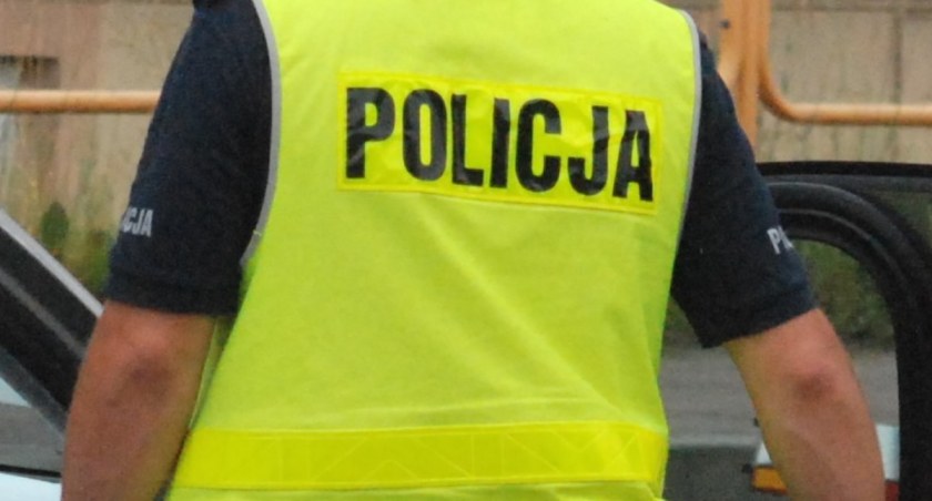 Nocny dramat w Starachowicach. Młoda kobieta wypadła z okna