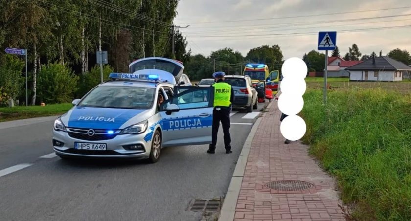 Tragiczny wypadek w Jadownikach. 76-latek zginął po zderzeniu z fordem