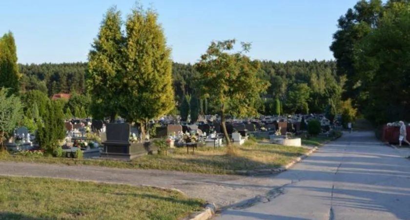 Cmentarz przy ul. Polnej w Starachowicach do rozbudowy?