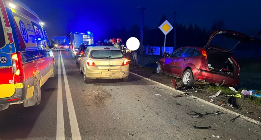 Kolizja w Wąchocku. Kierowcy nie zachowali należytej ostrożności