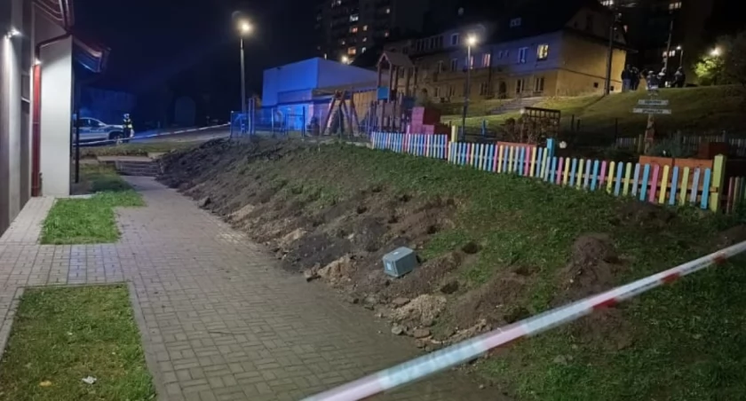PILNE: ewakuacja mieszkańców w Starachowicach po odkryciu niewybuchu. Alarm poderwał służby