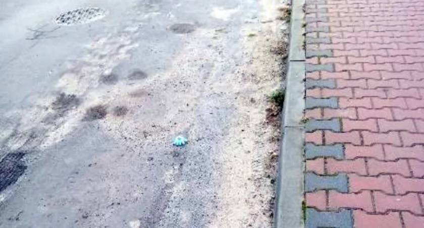 Pozimowe sprzątanie ulic jesienią w Starachowicach. Gdzie zalega piach?