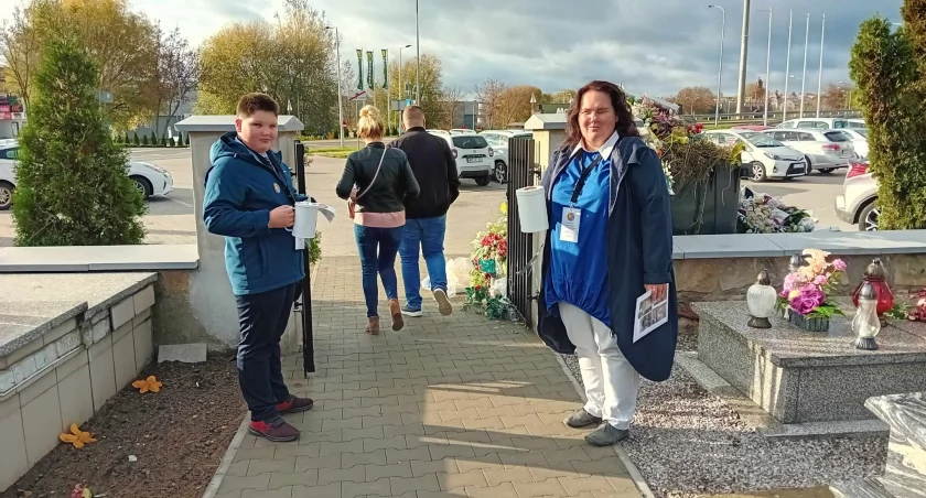 Padł rekord podczas kwesty na zabytkowe nagrobki w Starachowicach