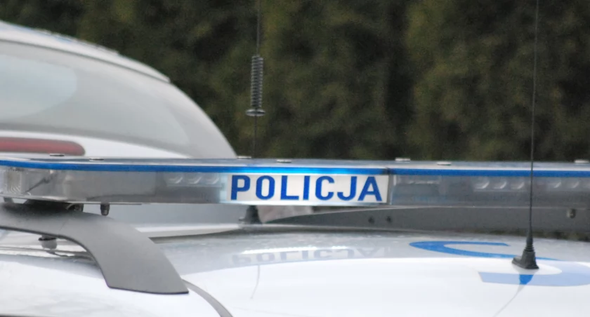 Kradzież narzędzi z samochodu w Starachowicach