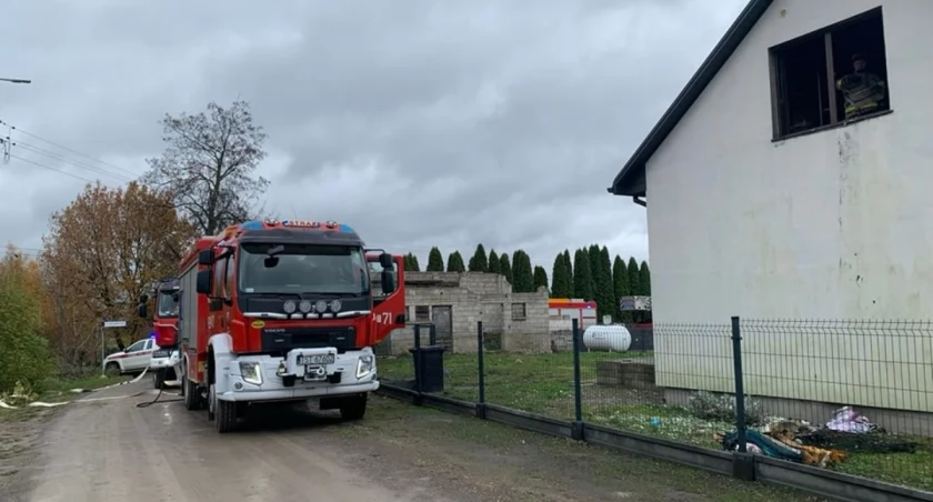 Pożar w miejscowości Rataje. Co z mieszkańcami domu?