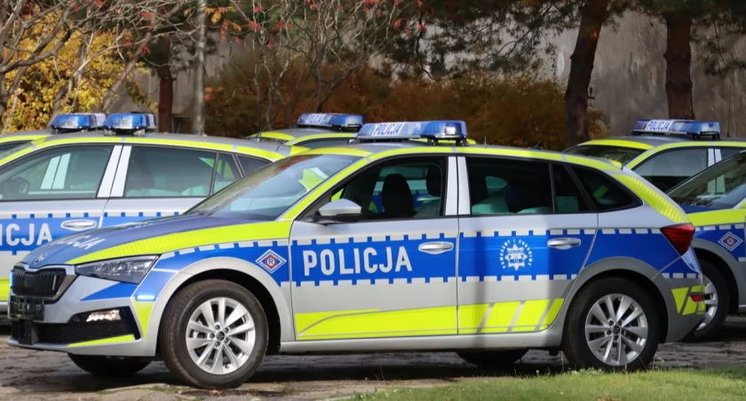 Akcja pod sklepem Biedronka w Starachowicach. Zatrzymał kierowcę i zabrał mu kluczyki 