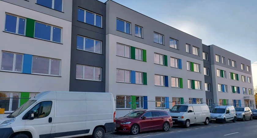 Po wizycie w bloku przy Jana Pawła II, odwiedzamy budynek na Kościelnej