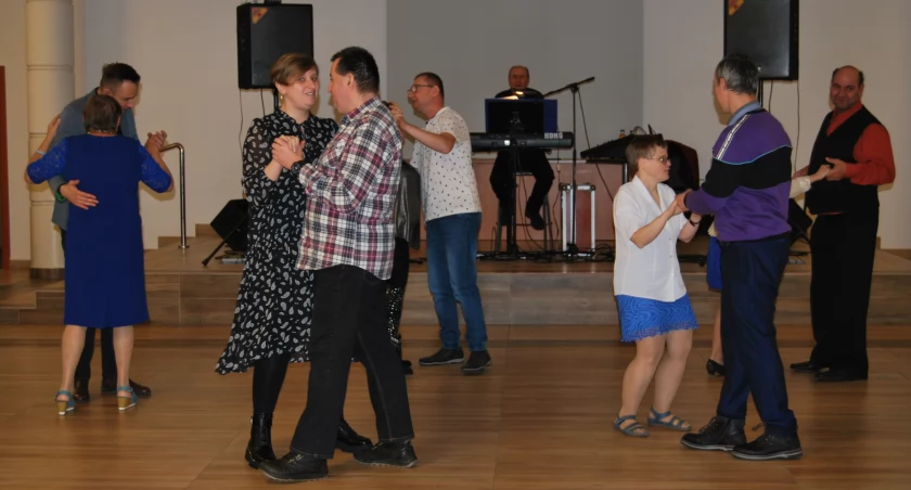 Andrzejkowe party w Stowarzyszeniu Niepełnosprawni Plus