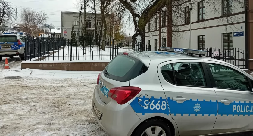 Chwile grozy w ośrodku OHP w Starachowicach. Uczeń z tasakiem