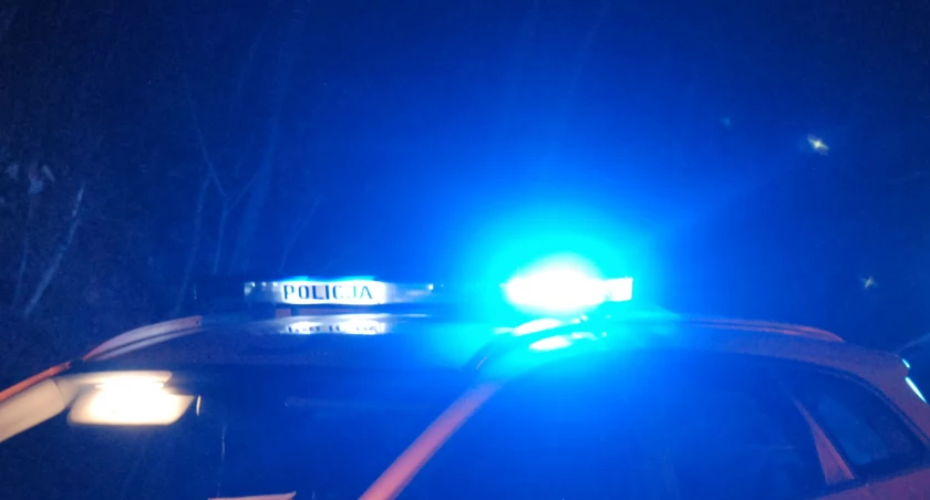 Dramat w bloku w Starachowicach. Ratownicy medyczni reanimowali mężczyznę