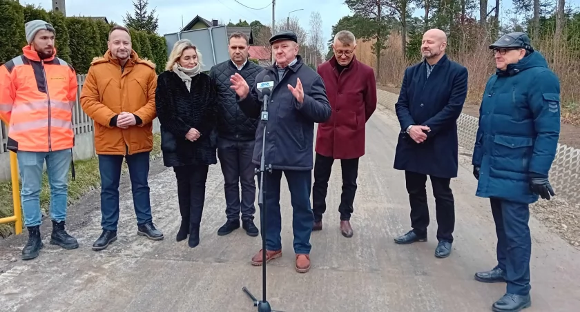 Małe, ale cieszy - tak mówią o oddanej drodze w gm. Mirzec