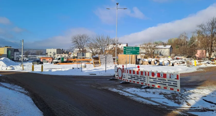 Komplikacje przy budowie wiaduktu w Starachowicach, trzeba będzie dołożyć dużo pieniędzy...