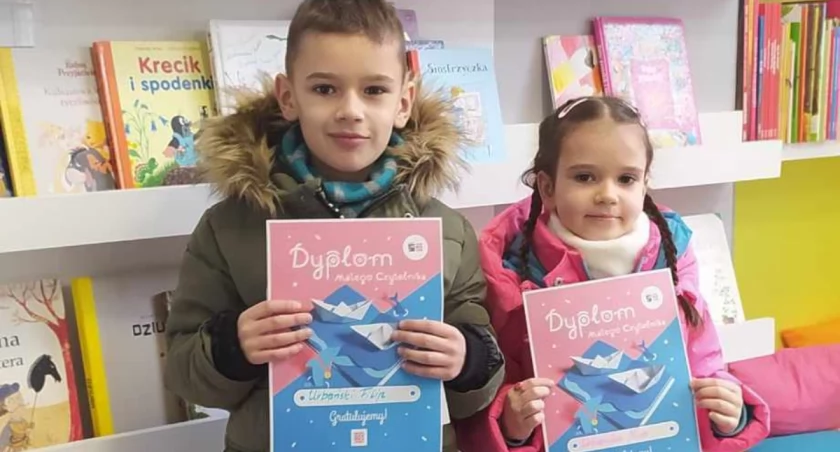 Dlaczego warto zapisać przedszkolaka do biblioteki? MBP w Starachowicach zachęca do czytelniczej aktywności