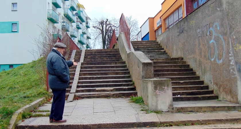 Czy ten pasaż w Starachowicach już nigdy nie zostanie wyremontowany?