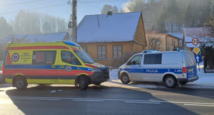 Tragedia w Wąchocku. Listonosz znalazł nieprzytomną kobietę