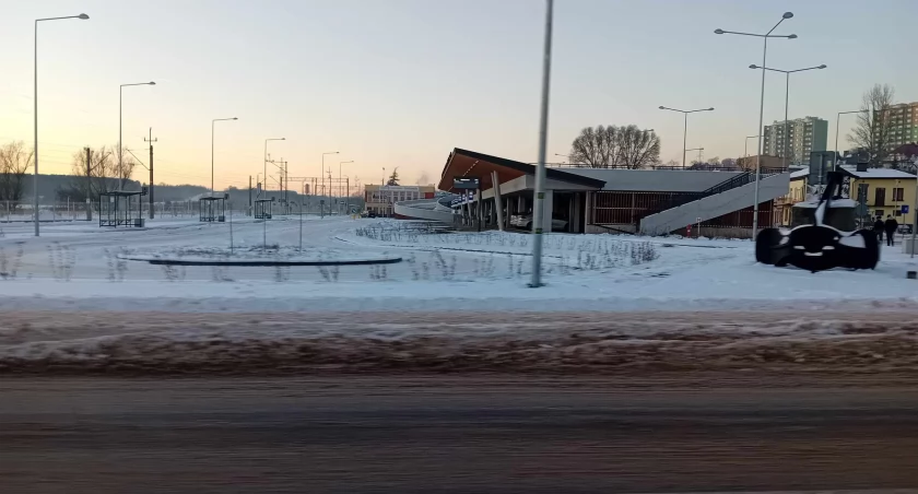 Na razie mamy dojazd do Kielc i do Łodzi, gdzie jeszcze potrzebujemy jechać ze Starachowic?