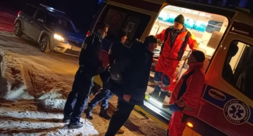 Po kłótni z partnerką udał się w kierunku Majkowa. Noc spędził w lesie