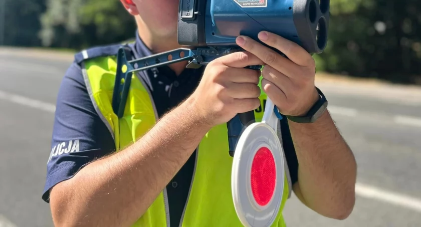 Poszukiwali ich starachowiccy policjanci. Jechali po pijaku