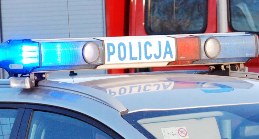 Kradzież w drogerii w Starachowicach. W rozwiązaniu zagadki pomoże monitoring?