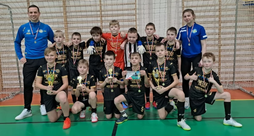 Wielkie emocje w turniejach Arka Pawłów Cup 2024. Zimowe sprawdziany formy